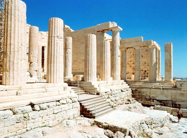 propylaeen